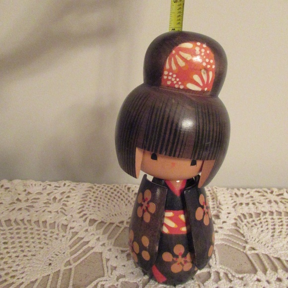 Authentic Tomio Accents Kokeshi Doll - Picture 7 of 7